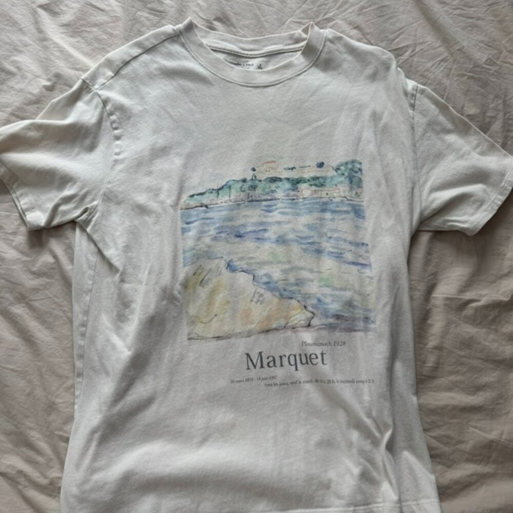 Abercrombie and Fitch Boyfriend Tee Size Small